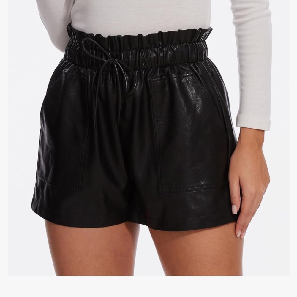 Black High-Waisted  Faux Leather Women's Shorts Size Large (8-10)